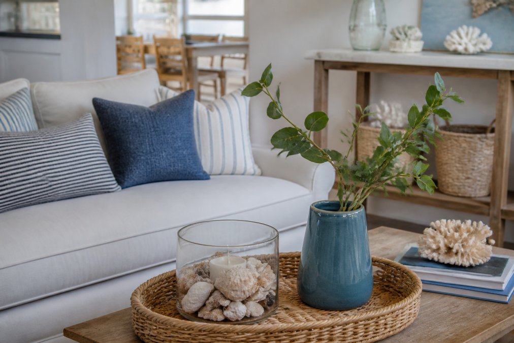 Modern Coastal Style for Expats: A 2026 How-To Guide